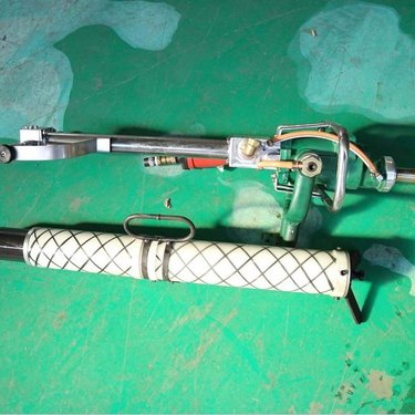 MQTB-130/3.1型气动支腿式帮锚杆钻机